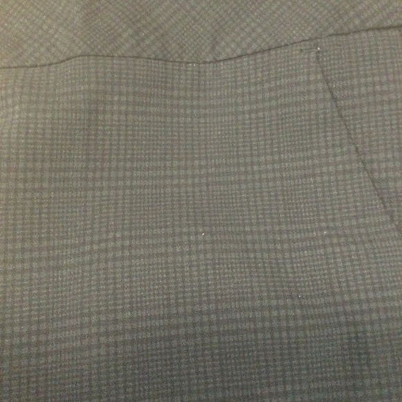 Womens cropped pants - Picture 2 of 5